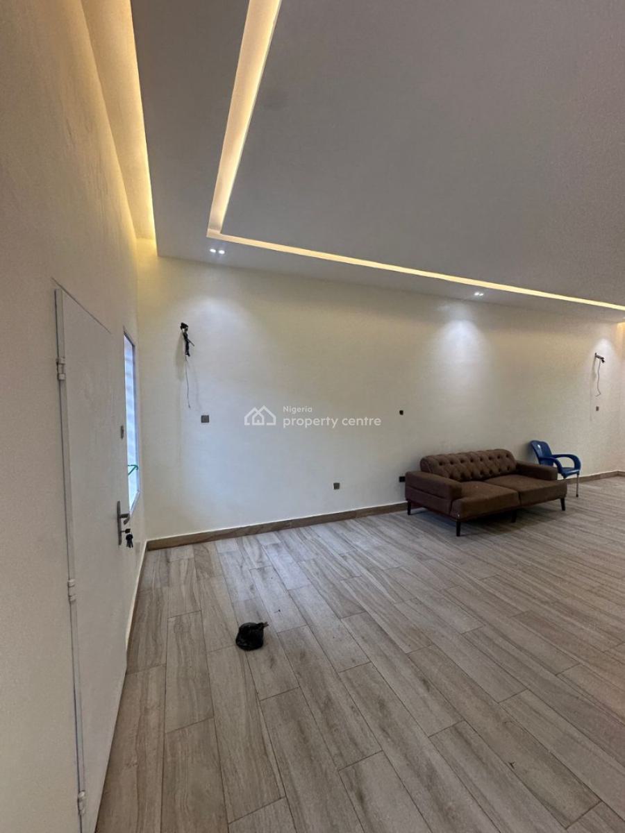 Newly Renovated & Well-maintained 3-bedroom Apartment with Bq, Ikoyi, Lagos, Flat / Apartment for Rent