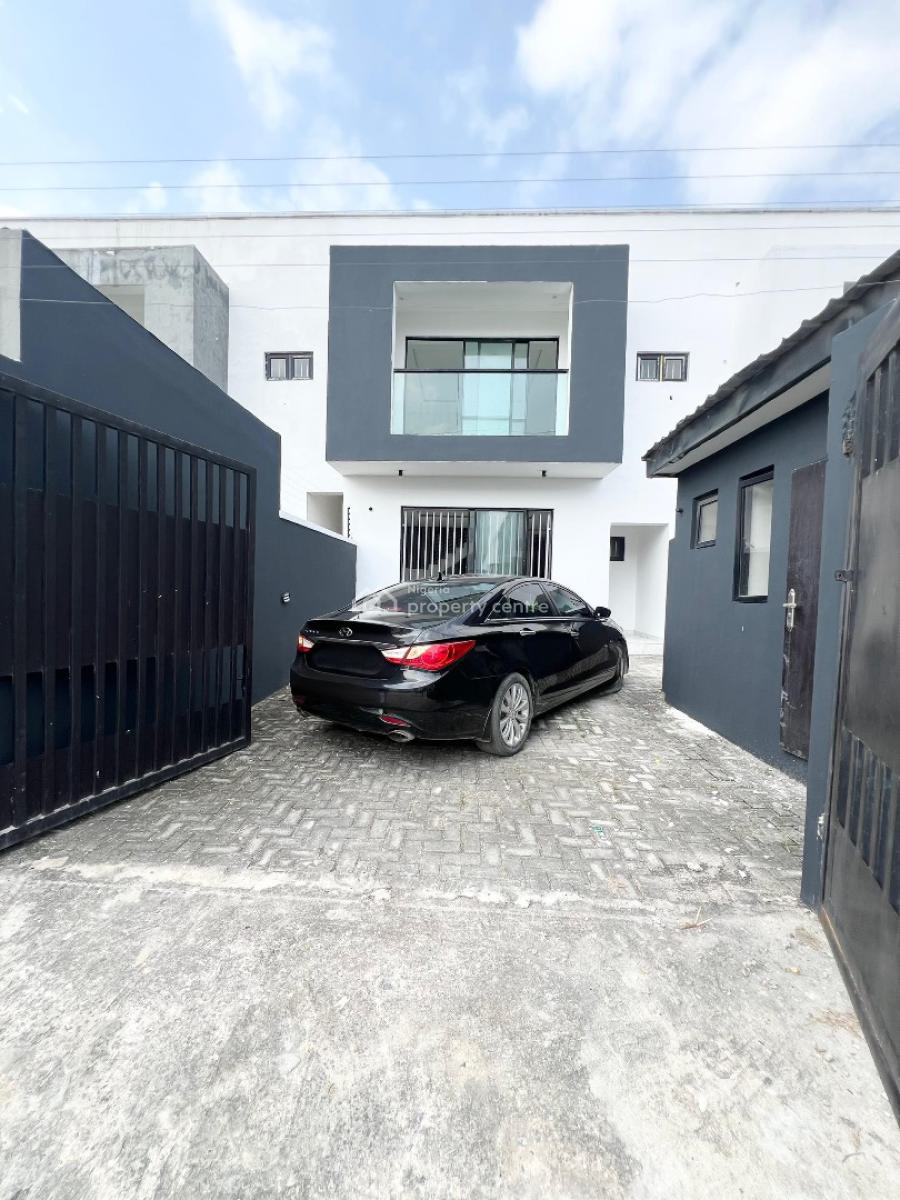 Self Compound 4 Bedroom Terrace Duplex, Ikota, Lekki, Lagos, Terraced Duplex for Sale