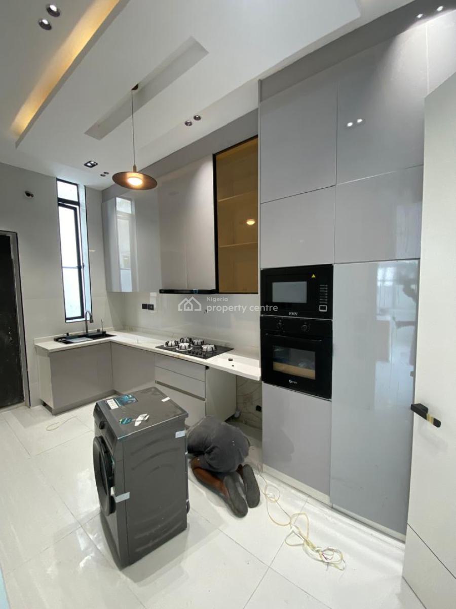 Newly Built 5 Bedroom Design Duplex with 1 En-suite Maid Room, Gated Estate in Chevron, Lekki, Lagos, Detached Duplex for Sale