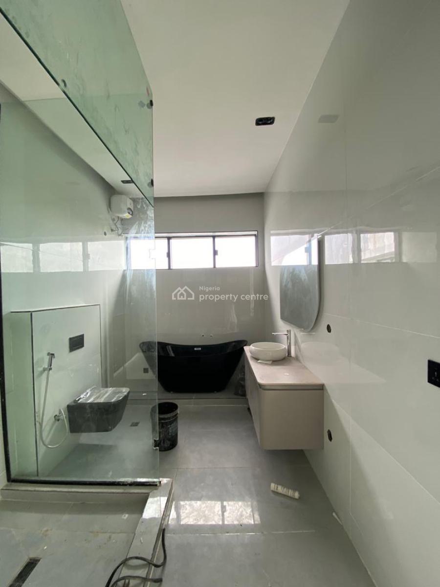 Newly Built 5 Bedroom Design Duplex with 1 En-suite Maid Room, Gated Estate in Chevron, Lekki, Lagos, Detached Duplex for Sale