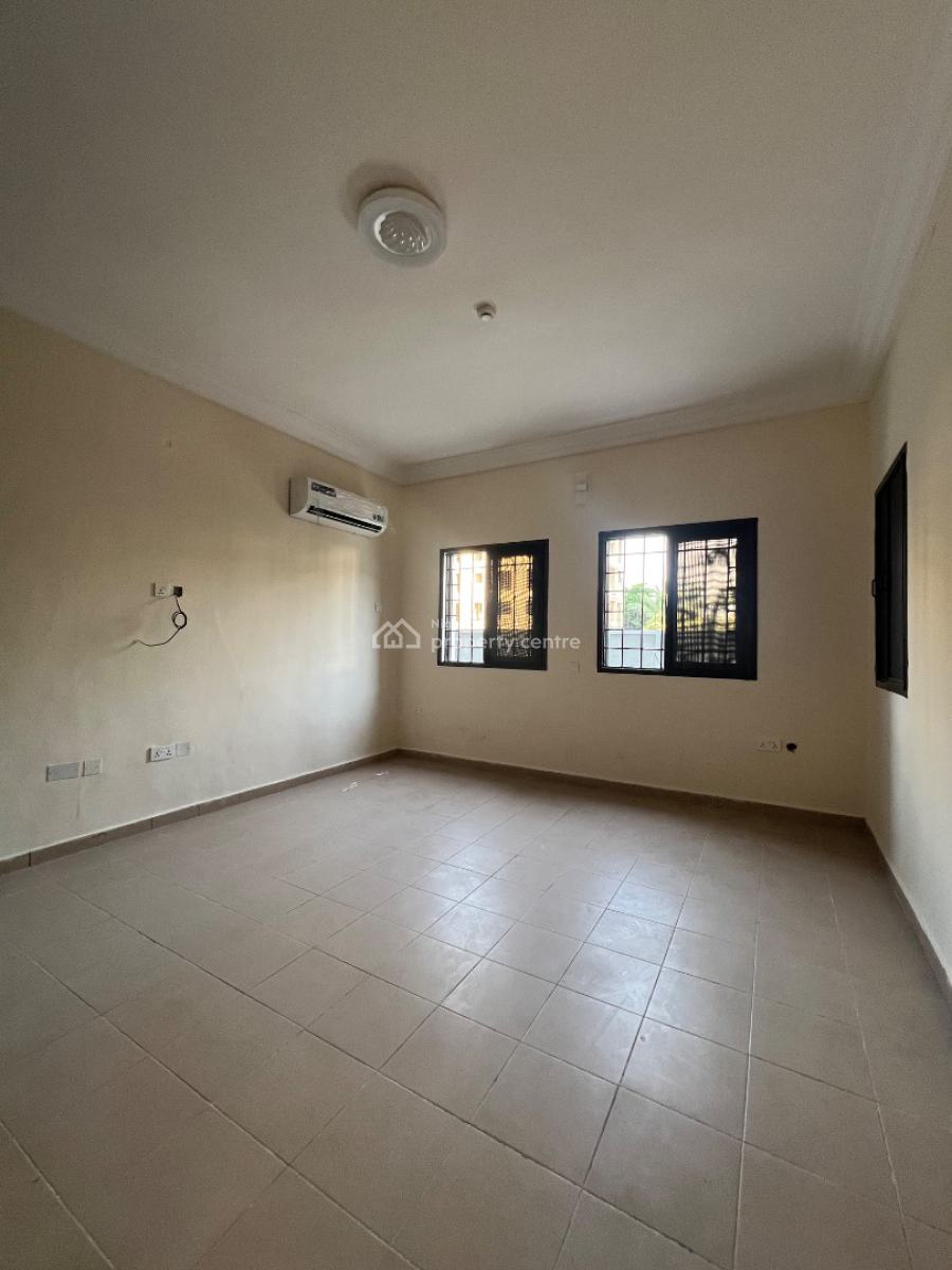 Aesthetically Built 3 Bedroom Apartment  with Bq, Lekki Phase 1, Lekki, Lagos, Flat / Apartment for Rent