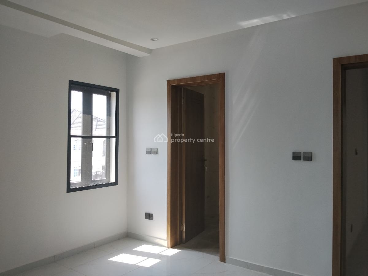 Service 3bedroom ...video Available, Salem Illasan, Ikate Elegushi, Lekki, Lagos, Flat / Apartment for Sale