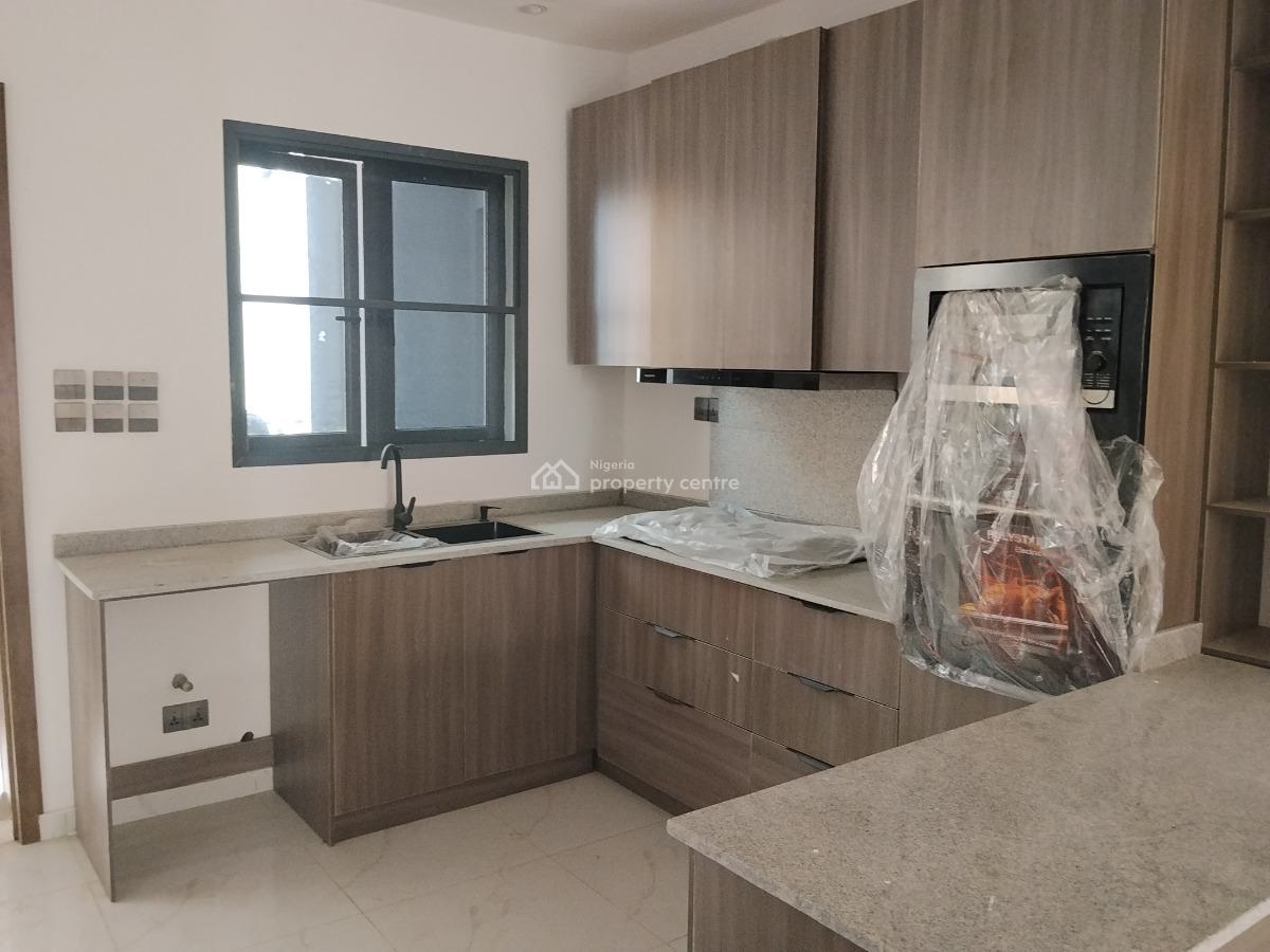 Service 3bedroom ...video Available, Salem Illasan, Ikate Elegushi, Lekki, Lagos, Flat / Apartment for Sale