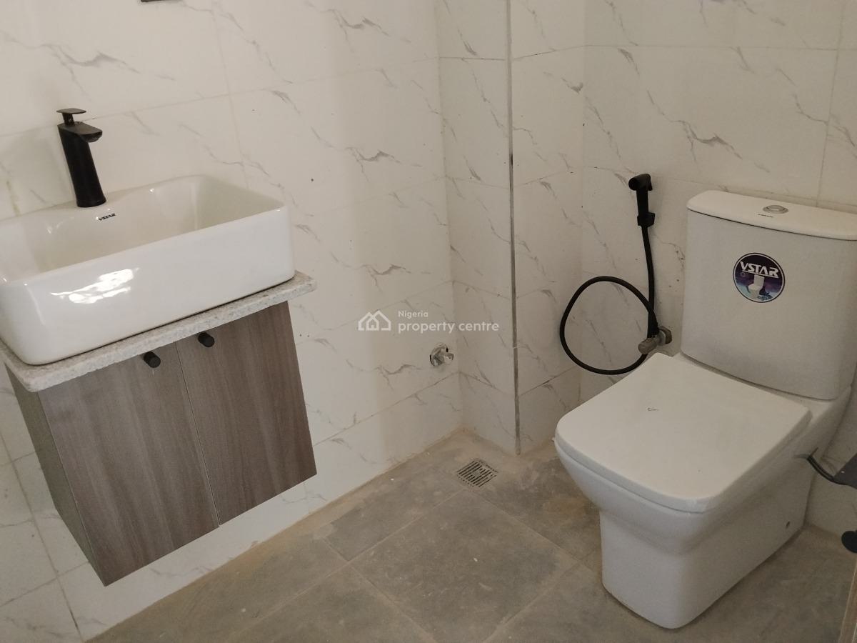 Service 3bedroom ...video Available, Salem Illasan, Ikate Elegushi, Lekki, Lagos, Flat / Apartment for Sale