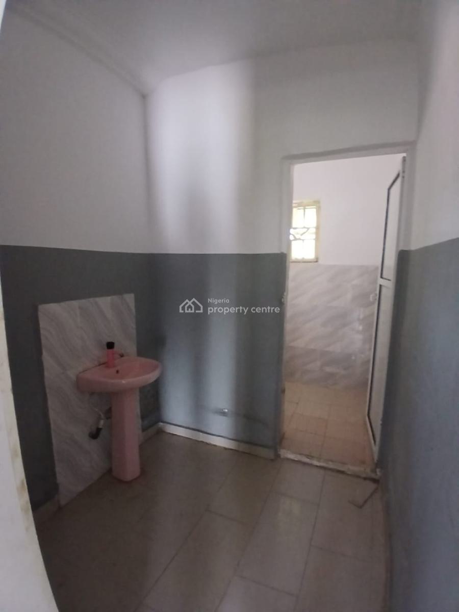 2bedrooms Flat Apartment, in an Estate Off Badore Road, Badore, Ajah, Lagos, House for Rent