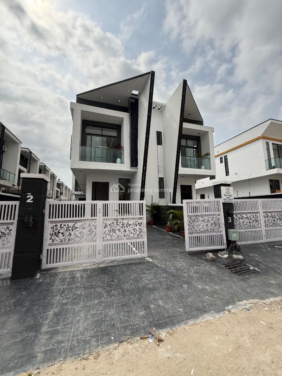 4 Bedroom Semi Detached Duplex with Bq for Distress, Ikota Villa Estate Beside Mega Chiken, Lekki, Lagos, Semi-detached Duplex for Sale