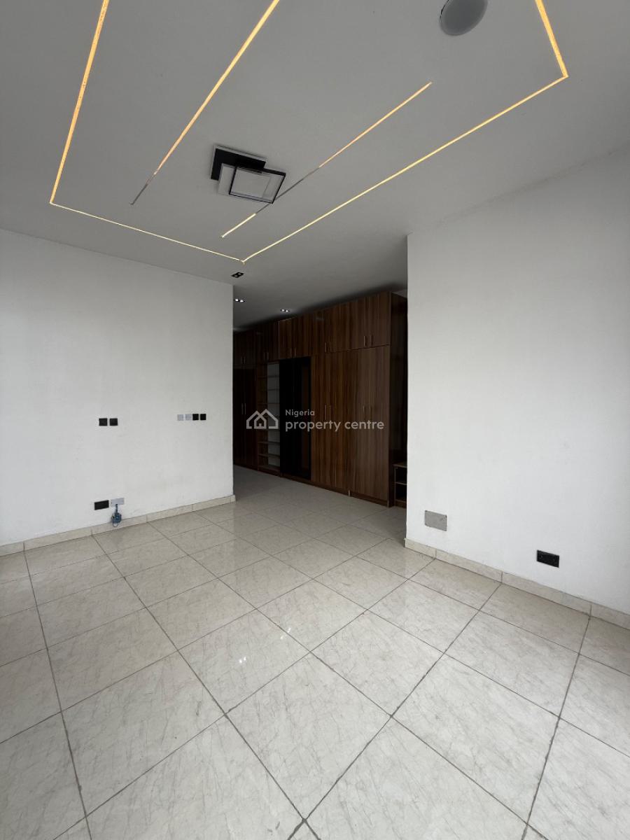 4 Bedroom Semi Detached Duplex with Bq for Distress, Ikota Villa Estate Beside Mega Chiken, Lekki, Lagos, Semi-detached Duplex for Sale