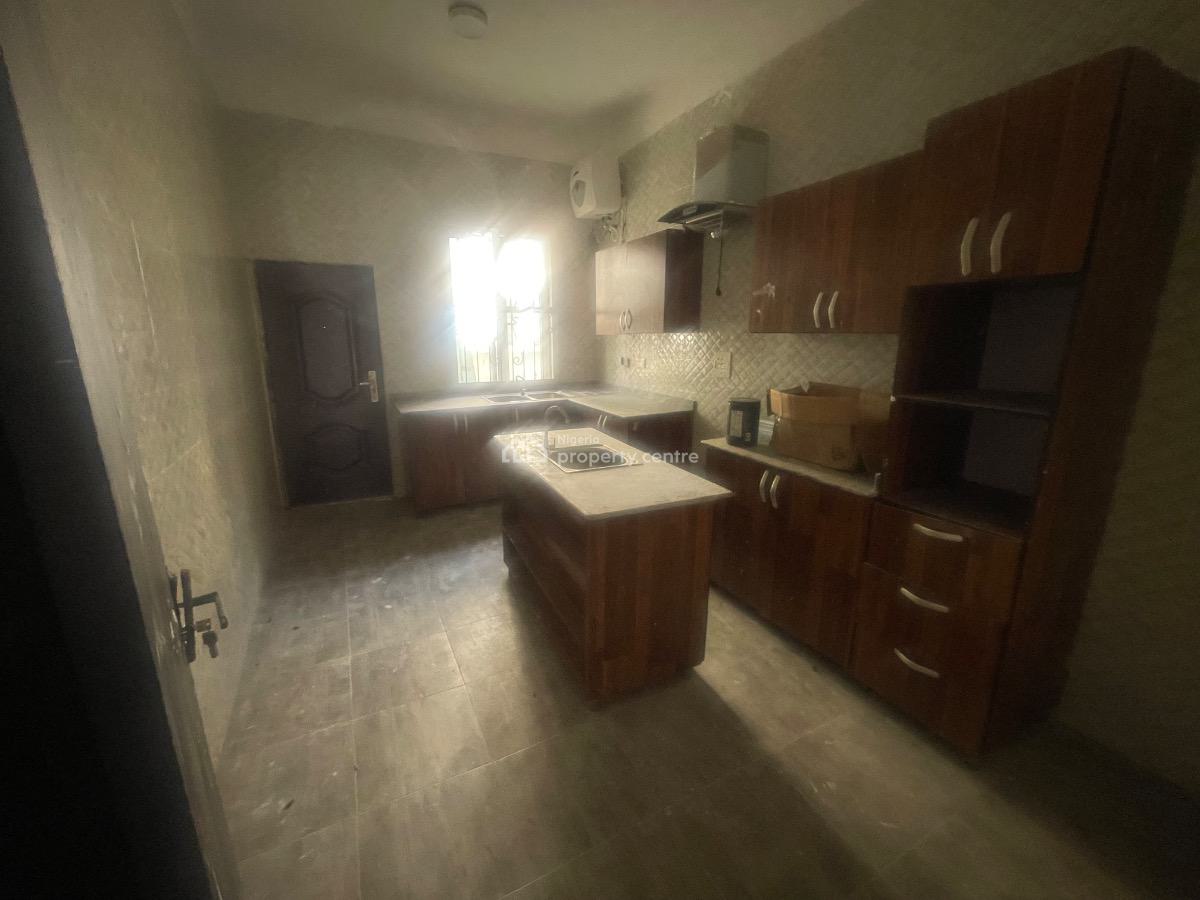 Clean 2 Bedroom Flat, Salem, Ikate, Lekki, Lagos, Flat / Apartment for Rent