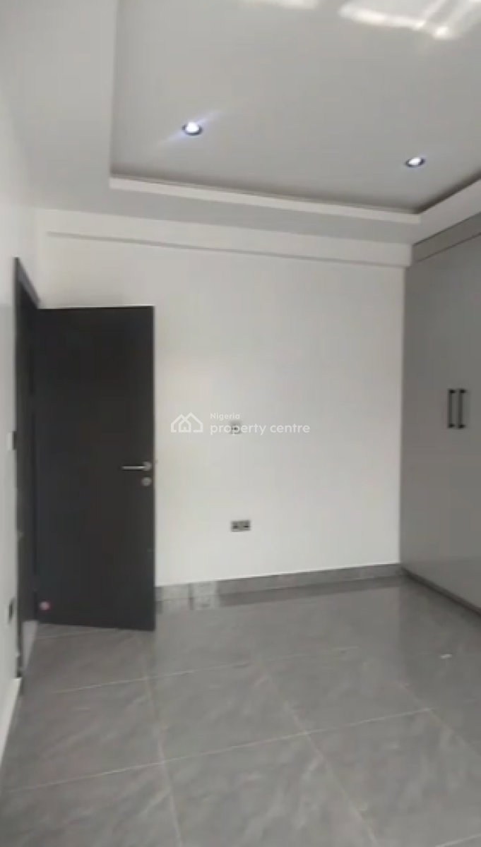 Spacious & Luxury Brand New 3 Bedroom Apartment, Alpha Beach Road, Opposite Chevy View Gate, Lekki Phase 2, Lekki, Lagos, Flat / Apartment for Sale