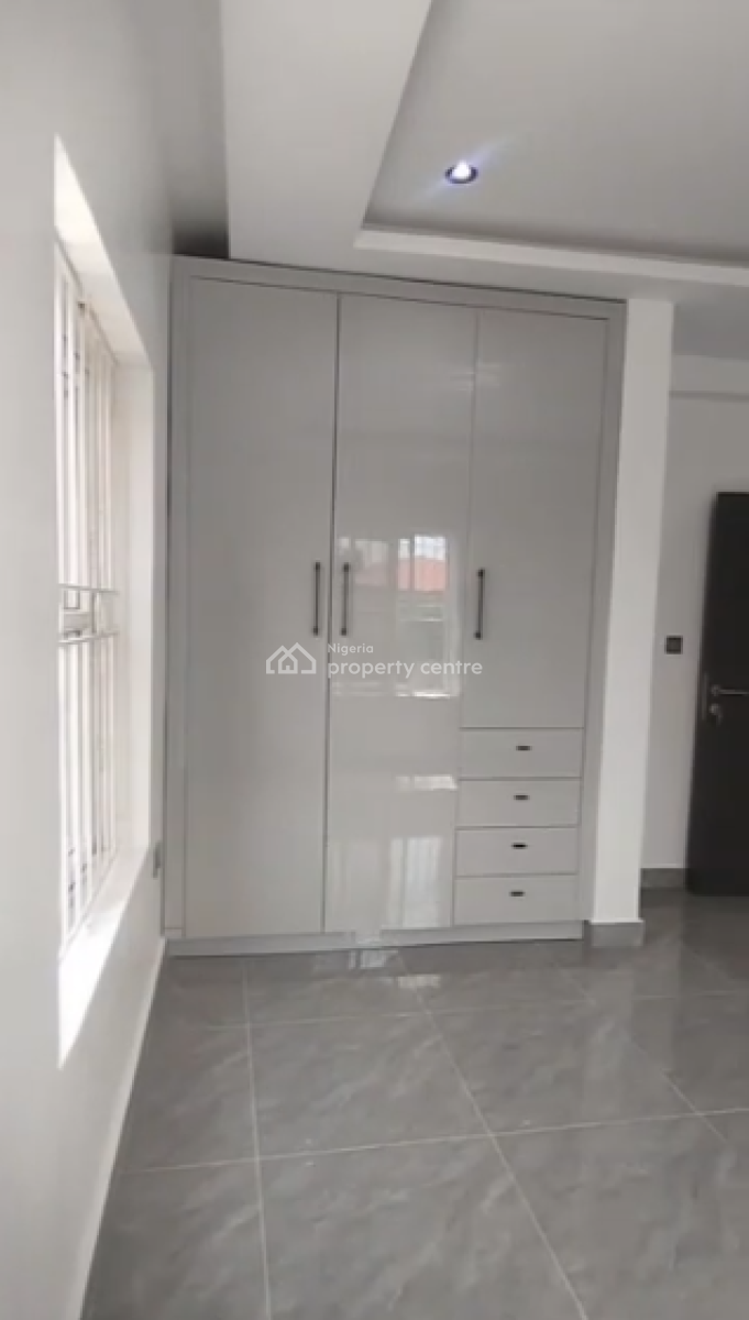 Spacious & Luxury Brand New 3 Bedroom Apartment, Alpha Beach Road, Opposite Chevy View Gate, Lekki Phase 2, Lekki, Lagos, Flat / Apartment for Sale