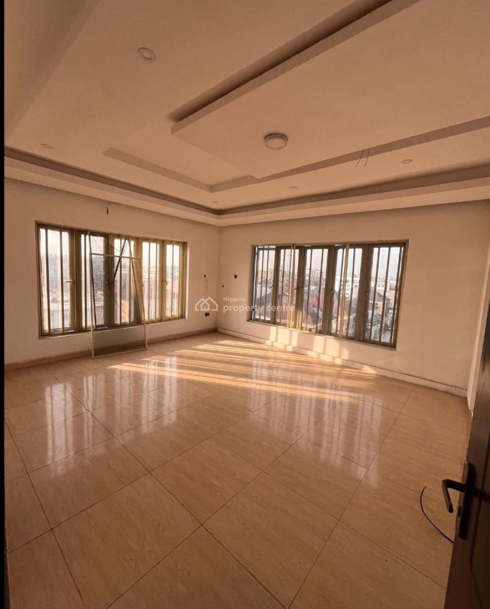 Spaciously Built 3 Bedroom Apartments, Ikate, Lekki, Lagos, Flat / Apartment for Sale