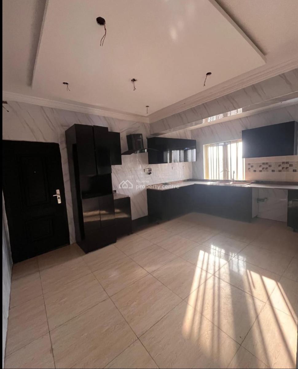 Spaciously Built 3 Bedroom Apartments, Ikate, Lekki, Lagos, Flat / Apartment for Sale