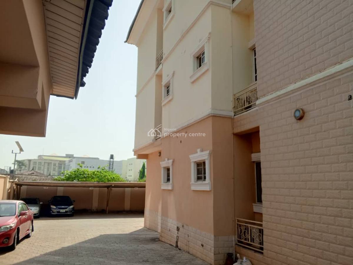 Beautiful 3 Bedroom with 4 Toilets, Jabi, Abuja, Flat / Apartment for Rent