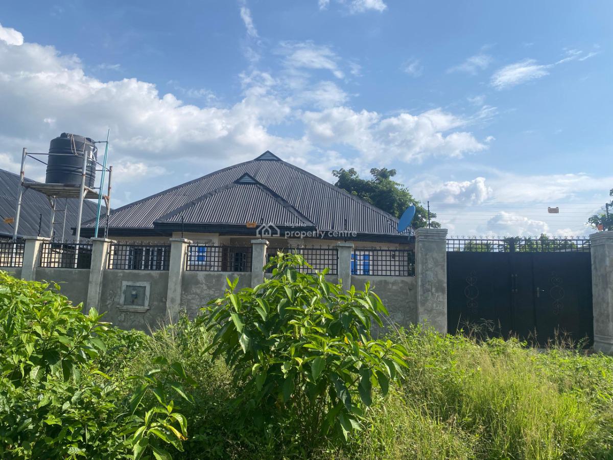 Well Built 3 Bedroom Bungalow with Interiors, Erunmu, Lalupon, Egbeda, Oyo, Detached Bungalow for Sale