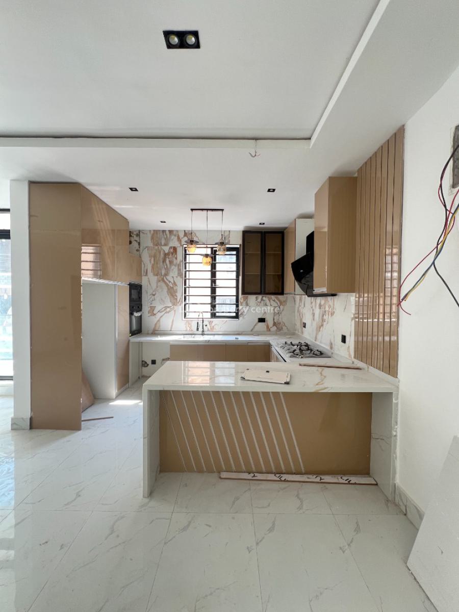 Luxury 2 Bedroom Service Apartment, Lekki Phase 1, Lekki, Lagos, Flat / Apartment for Sale