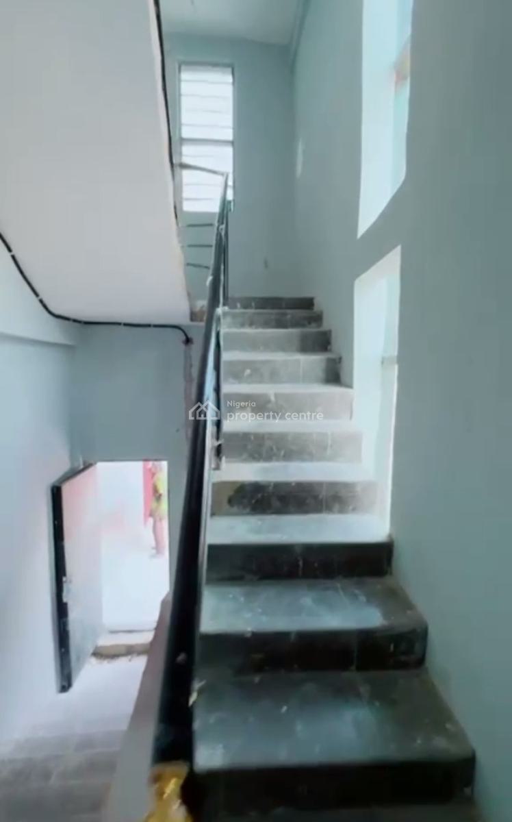 Spacious, Standard 2 Bedroom Stand Alone Detached Duplex, Off Gbagada Road, New Garage, Bariga, Shomolu, Lagos, Detached Duplex for Rent