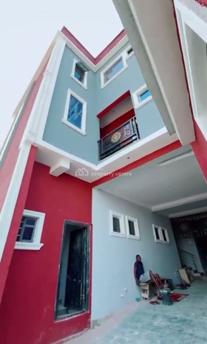 Spacious, Standard 2 Bedroom Stand Alone Detached Duplex, Off Gbagada Road, New Garage, Bariga, Shomolu, Lagos, Detached Duplex for Rent