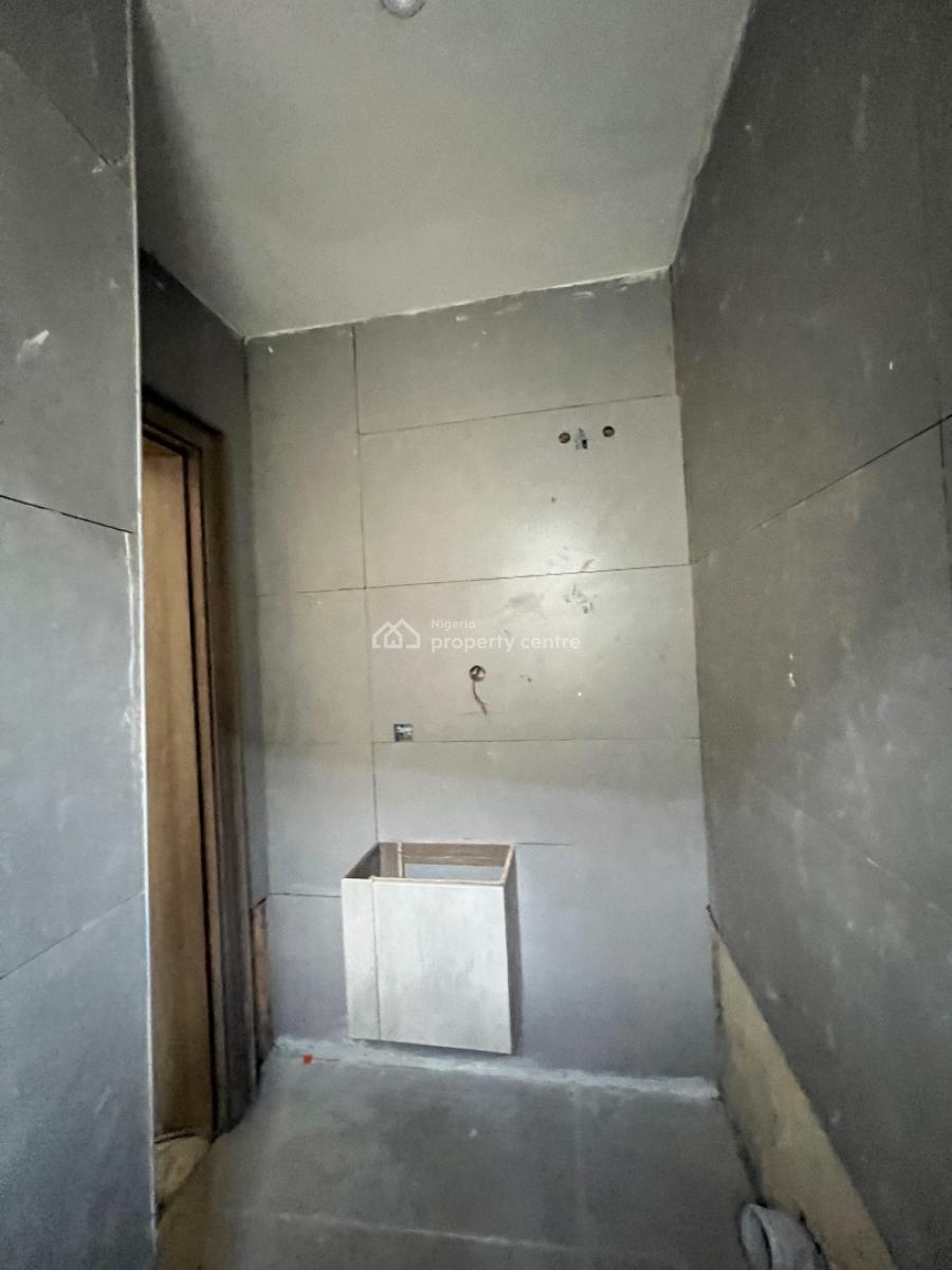 Luxury 3 Bedroom Service Apartment, Lekki Phase 1, Lekki, Lagos, Flat / Apartment for Sale