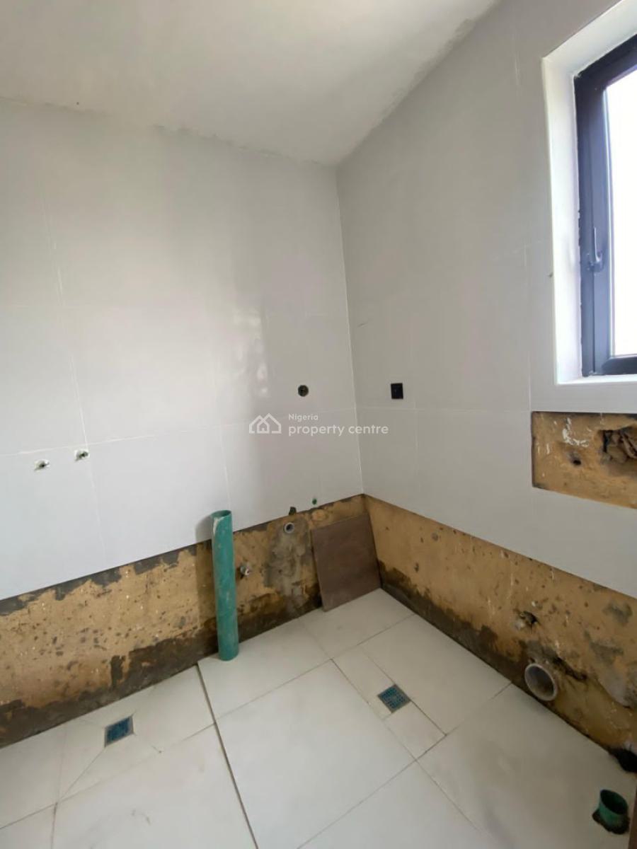 Well  Built 3 Bedroom Penthouse, Ikate Elegushi, Lekki, Lagos, Flat / Apartment for Sale