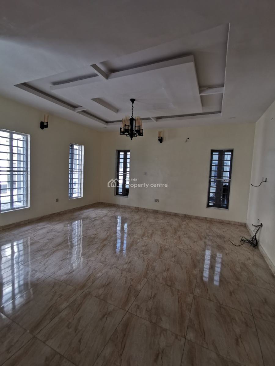Spacious Studio Apartment Downstairs, Ikota, Lekki, Lagos, Flat / Apartment for Rent