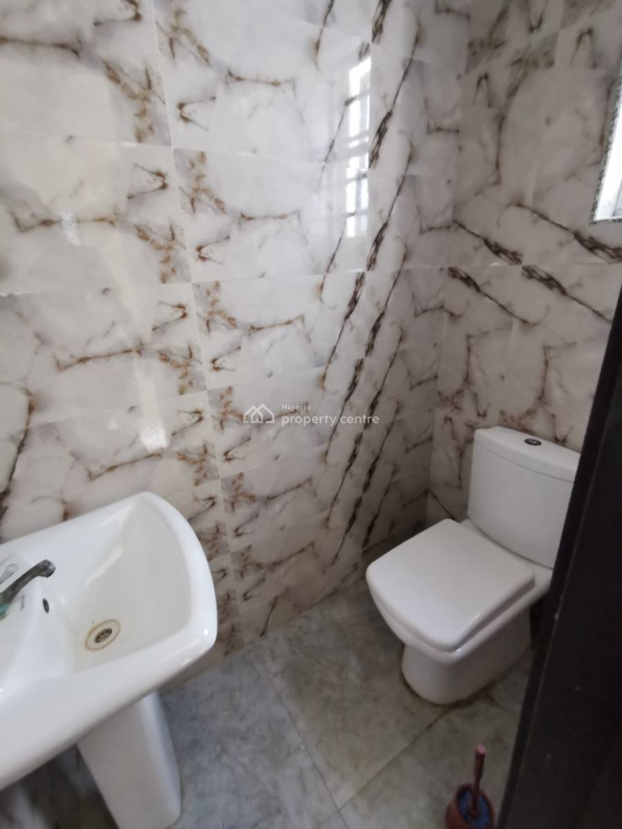 Spacious Studio Apartment Downstairs, Ikota, Lekki, Lagos, Flat / Apartment for Rent