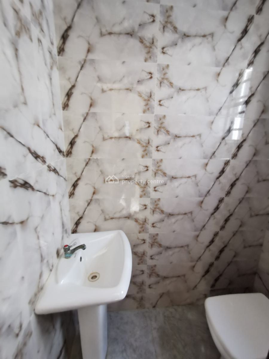 Spacious Studio Apartment Downstairs, Ikota, Lekki, Lagos, Flat / Apartment for Rent