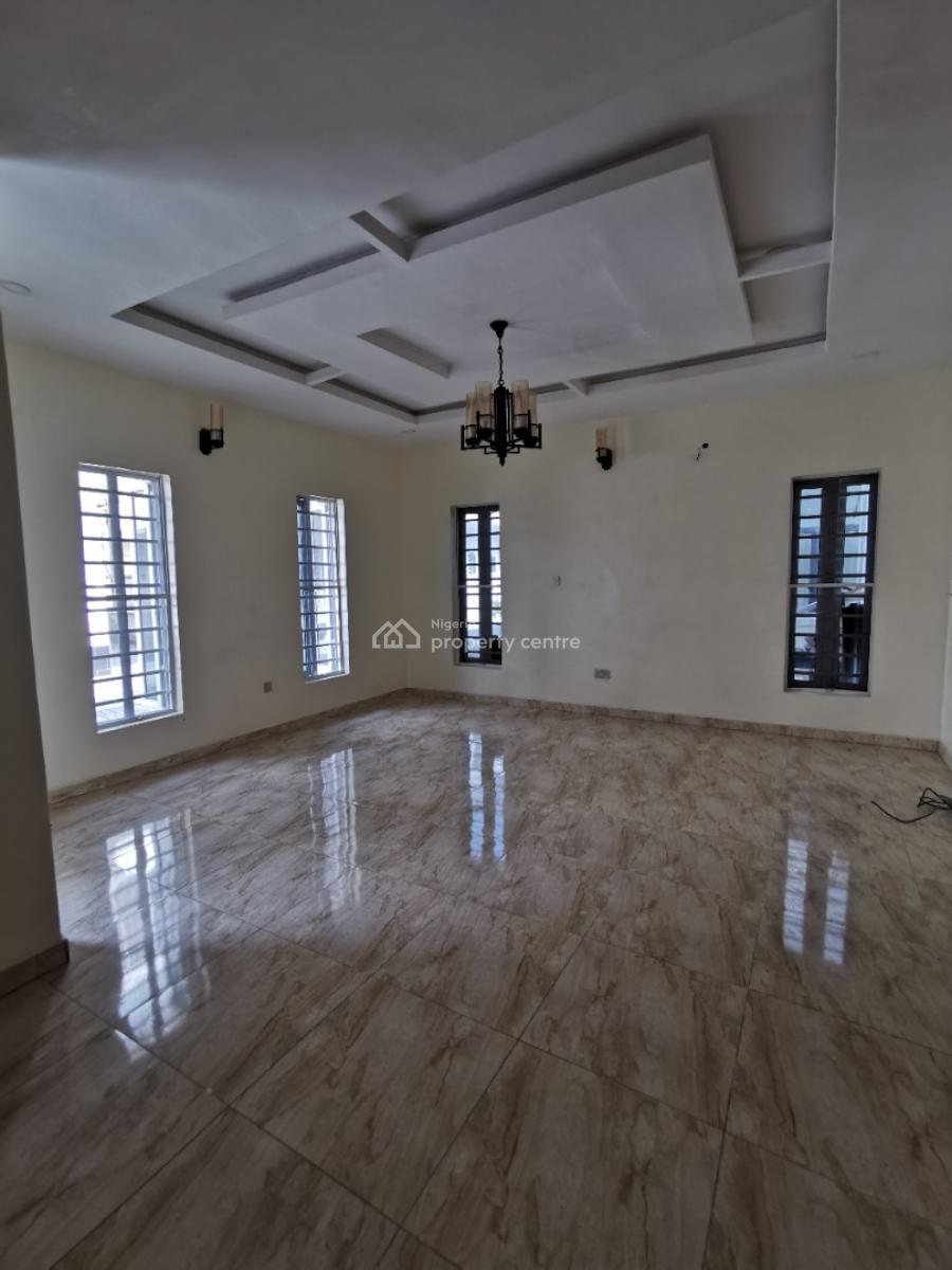 Spacious Studio Apartment Downstairs, Ikota, Lekki, Lagos, Flat / Apartment for Rent