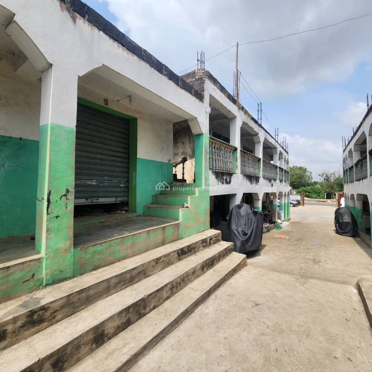 23 Units Shops Complex, Ologuneru Eleyele, Ibadan, Oyo, Plaza / Complex / Mall for Sale