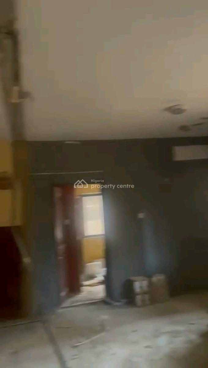 3bedroom Apartment All Room En-suite with Guest Toilet, Off Medina Road, Gbagada, Lagos, Mini Flat (room and Parlour) for Rent