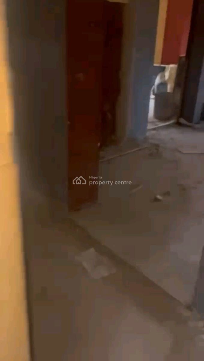 3bedroom Apartment All Room En-suite with Guest Toilet, Off Medina Road, Gbagada, Lagos, Mini Flat (room and Parlour) for Rent