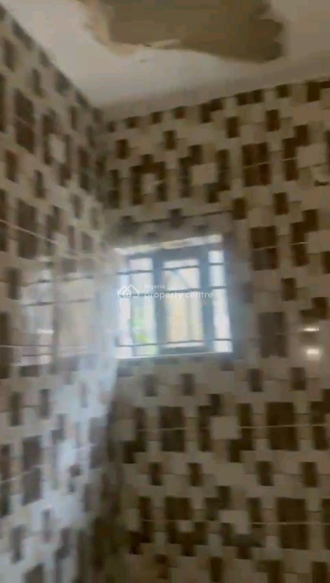 3bedroom Apartment All Room En-suite with Guest Toilet, Off Medina Road, Gbagada, Lagos, Mini Flat (room and Parlour) for Rent