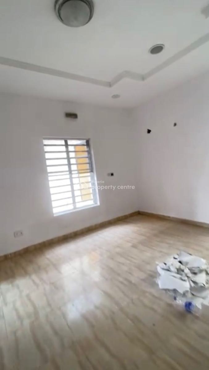 Massive Room in a Duplex, Chevy View, Lekki, Lagos, Self Contain (single Rooms) for Rent