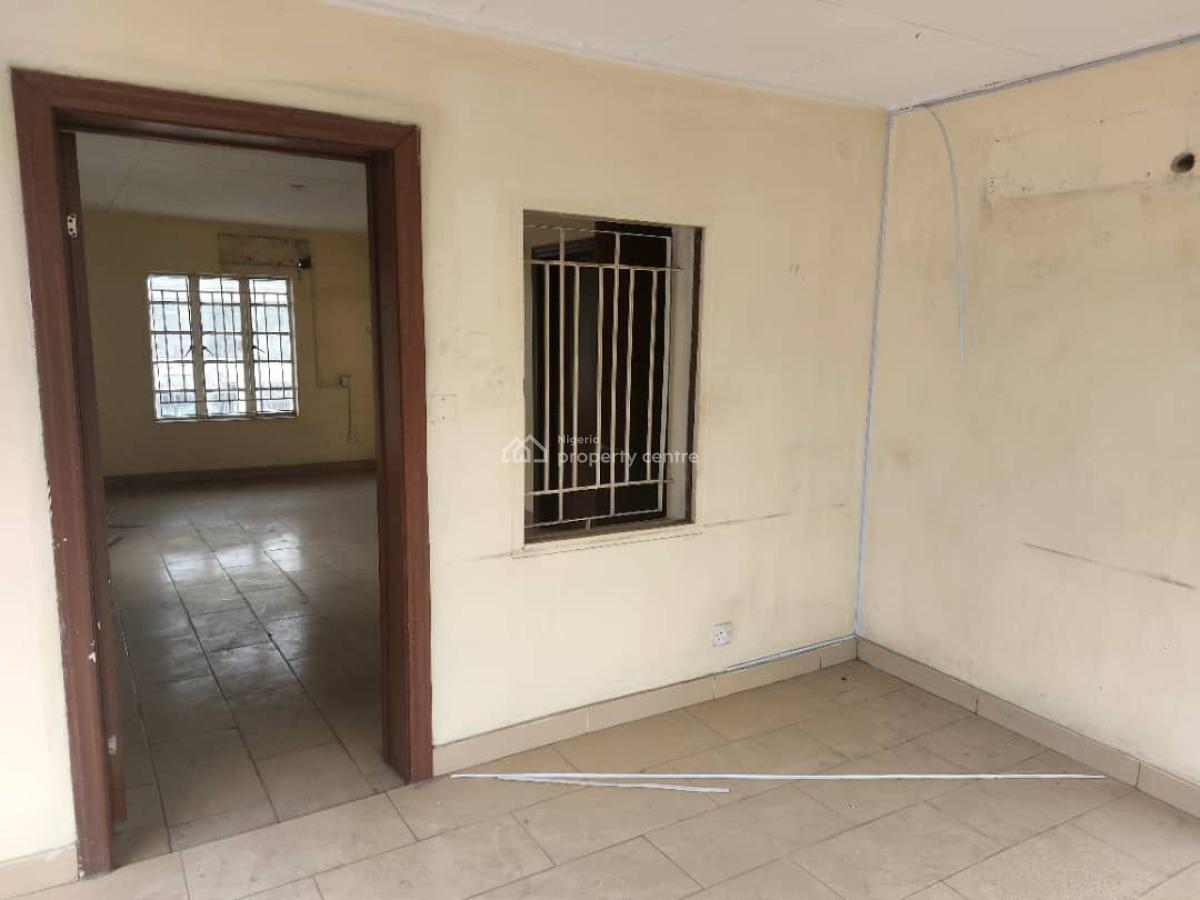 Well Built 2 Wings of 4 Bedroom Semi-detached, Ilupeju, Lagos, Semi-detached Duplex for Rent