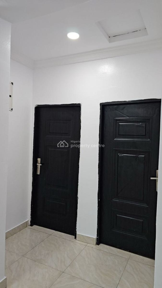 2 Bedrooms Apartments on The Second Floor, Victoria Island (vi), Lagos, Flat / Apartment for Rent