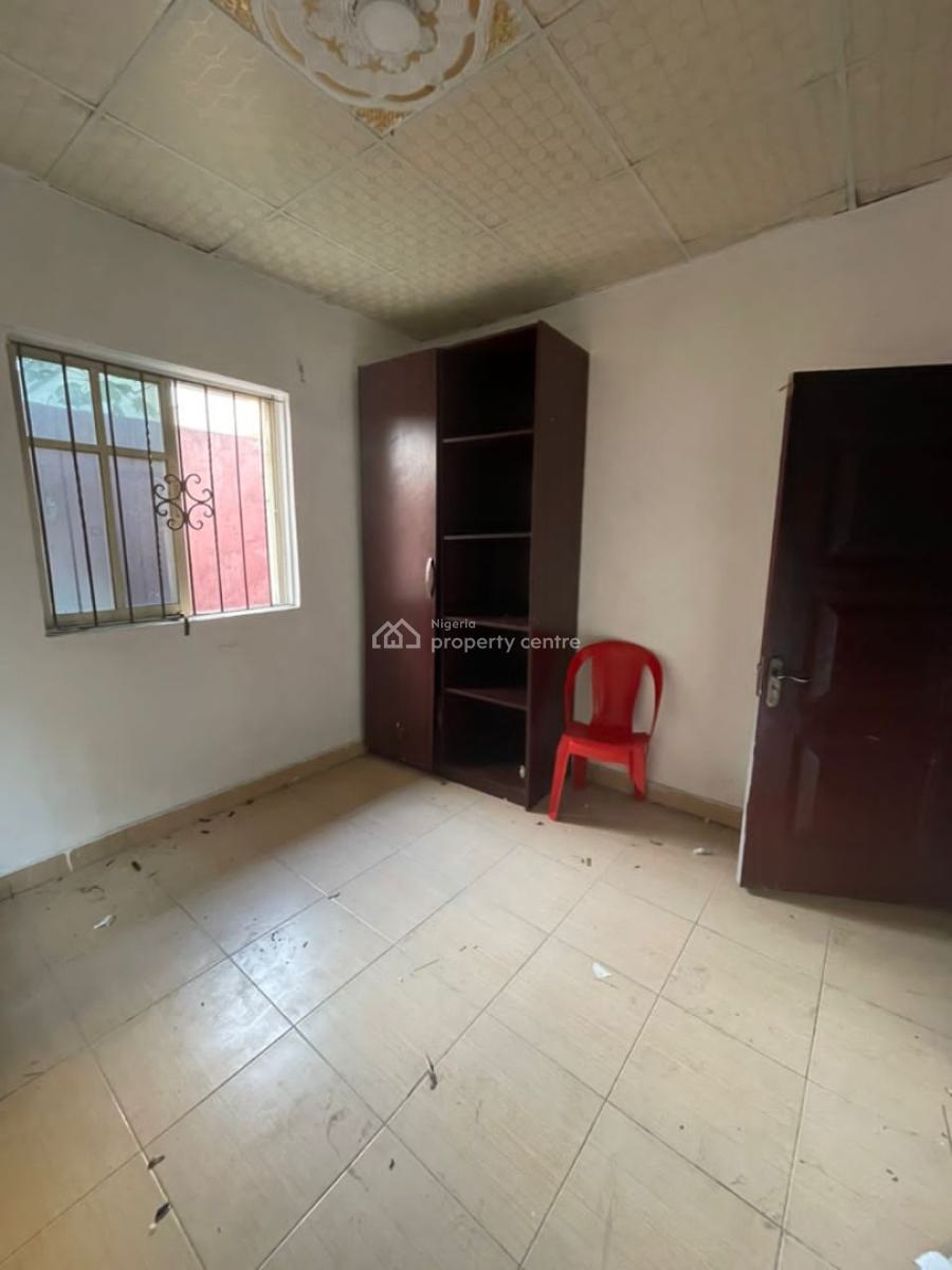 a Well Maintained Neatly Used Nice 2 Bedroom Flat in a Serene Secured, Ikate, Lekki, Lagos, House for Rent