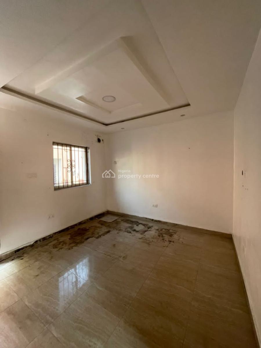 a Well Maintained Neatly Used Nice 2 Bedroom Flat in a Serene Secured, Ikate, Lekki, Lagos, House for Rent