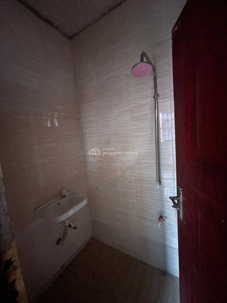 a Well Maintained Neatly Used Nice 2 Bedroom Flat in a Serene Secured, Ikate, Lekki, Lagos, House for Rent