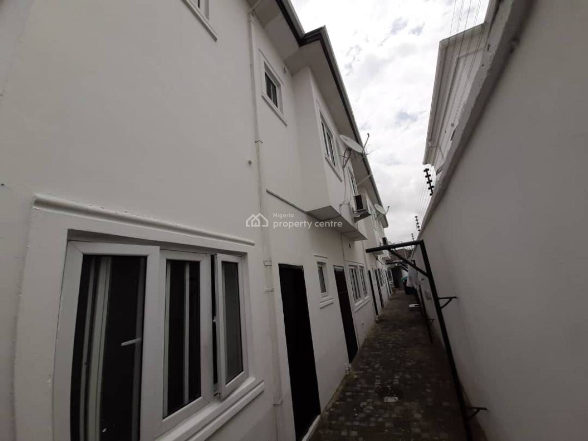 3 Bedroom En-suite Terraced Duplex with Fitted Kitchen Cabinets/pantry, Lekki Phase 1, Lekki, Lagos, Terraced Duplex for Rent