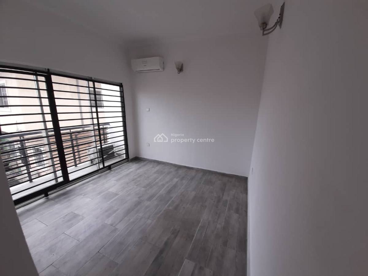 3 Bedroom En-suite Terraced Duplex with Fitted Kitchen Cabinets/pantry, Lekki Phase 1, Lekki, Lagos, Terraced Duplex for Rent