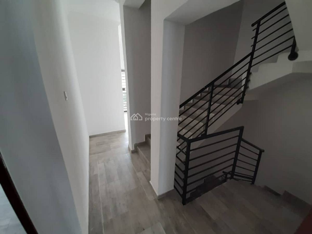 3 Bedroom En-suite Terraced Duplex with Fitted Kitchen Cabinets/pantry, Lekki Phase 1, Lekki, Lagos, Terraced Duplex for Rent