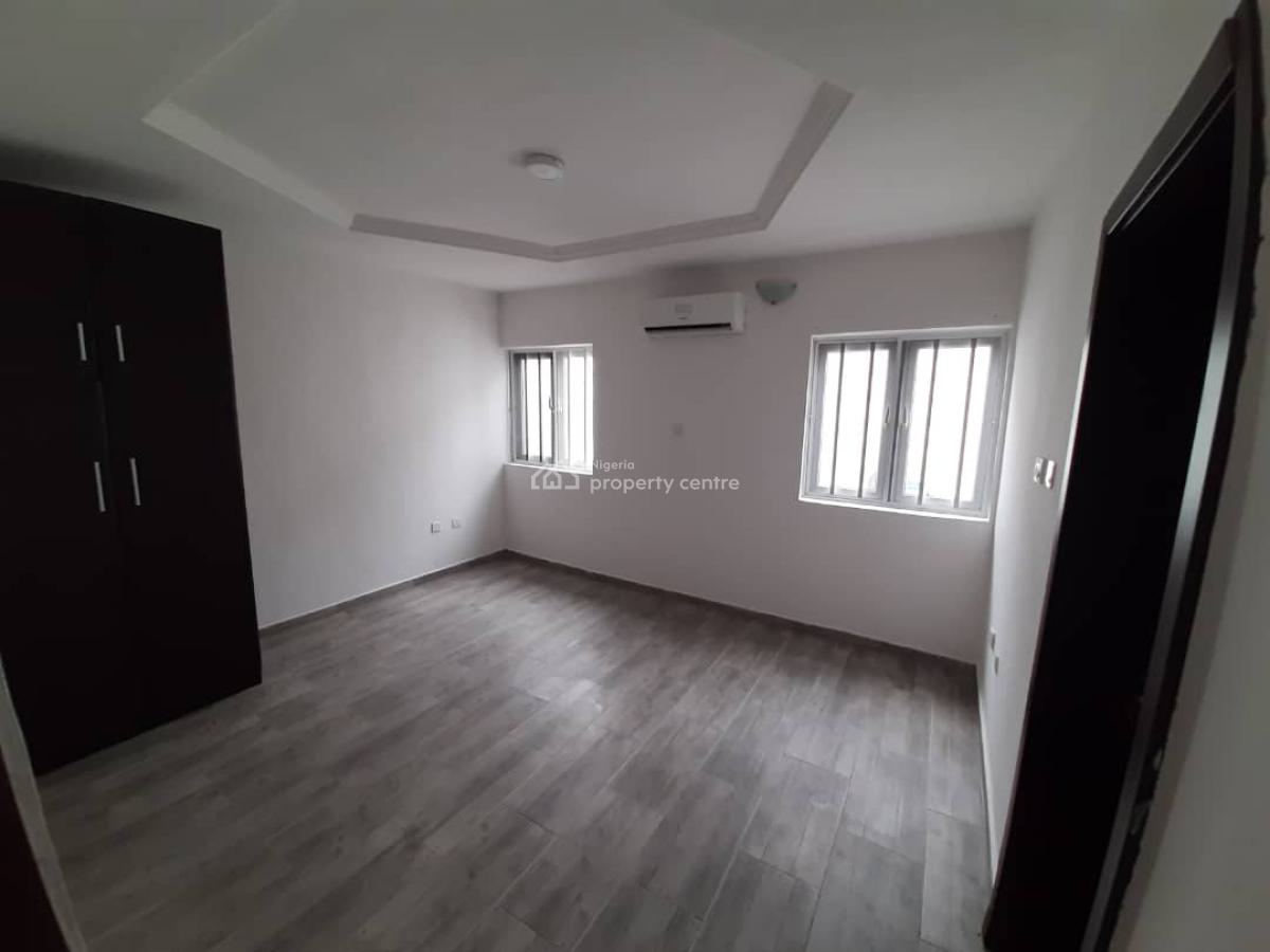 3 Bedroom En-suite Terraced Duplex with Fitted Kitchen Cabinets/pantry, Lekki Phase 1, Lekki, Lagos, Terraced Duplex for Rent