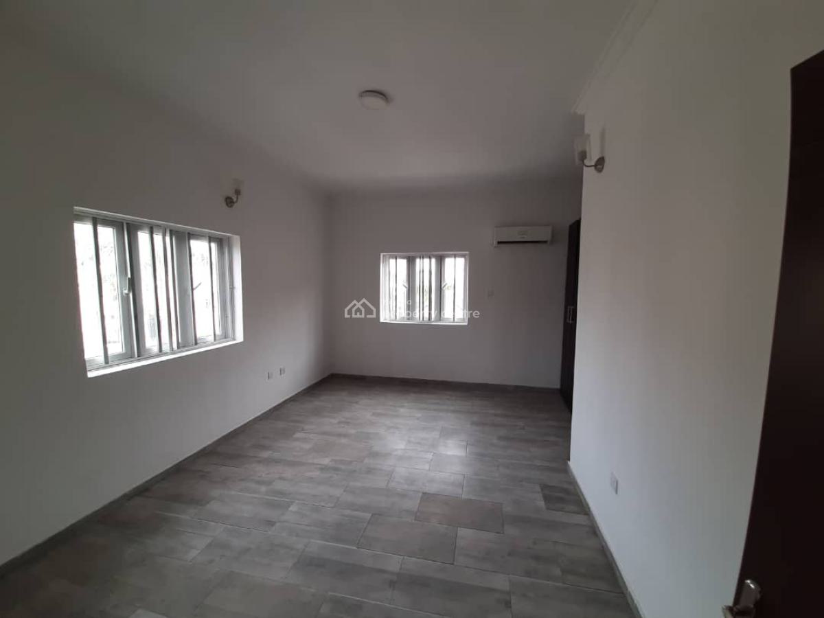 3 Bedroom En-suite Terraced Duplex with Fitted Kitchen Cabinets/pantry, Lekki Phase 1, Lekki, Lagos, Terraced Duplex for Rent