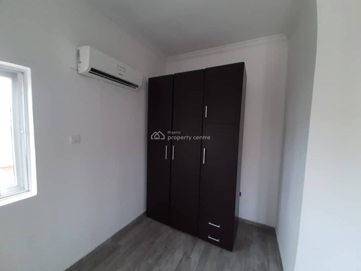 3 Bedroom En-suite Terraced Duplex with Fitted Kitchen Cabinets/pantry, Lekki Phase 1, Lekki, Lagos, Terraced Duplex for Rent