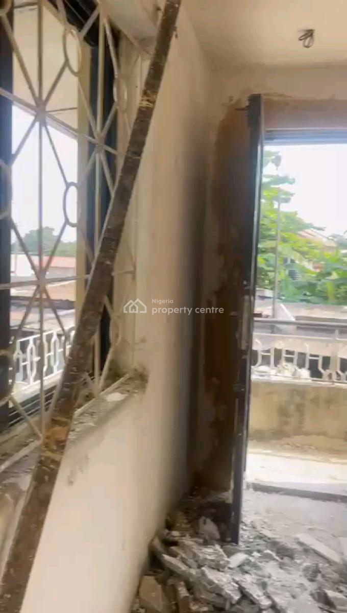 Newly Renovated Shop, Onipanu, Shomolu, Lagos, Shop for Rent