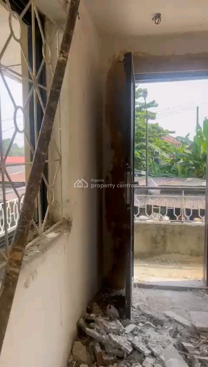 Newly Renovated Shop, Onipanu, Shomolu, Lagos, Shop for Rent