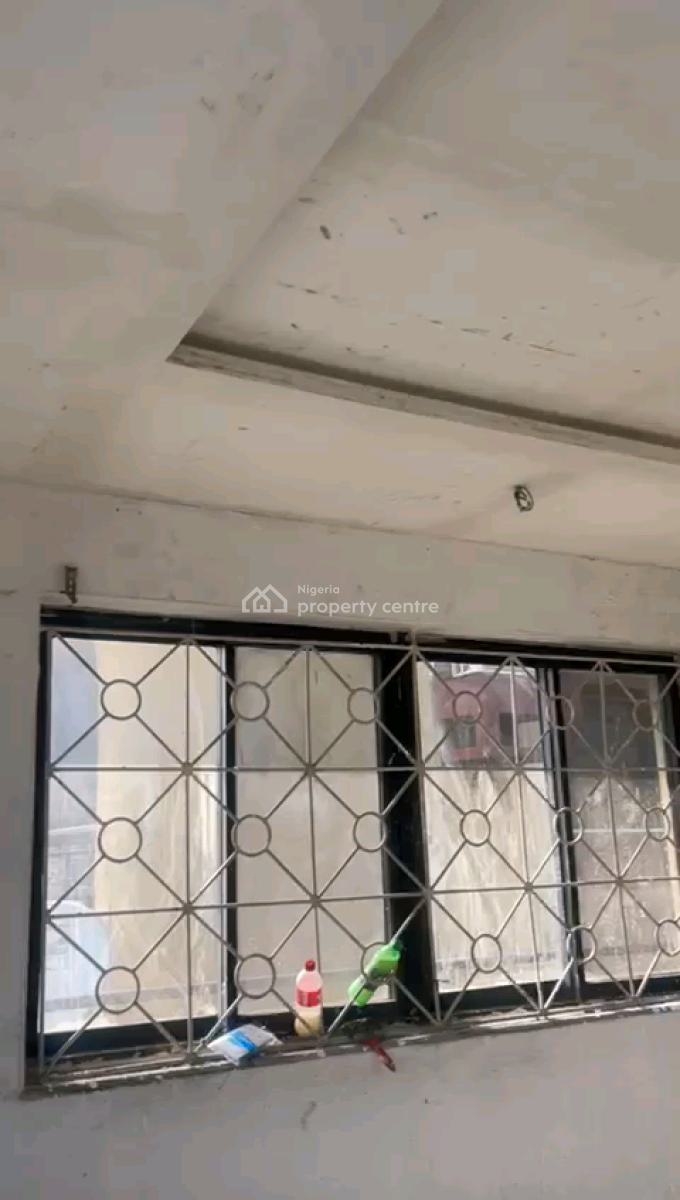 Newly Renovated Shop, Onipanu, Shomolu, Lagos, Shop for Rent