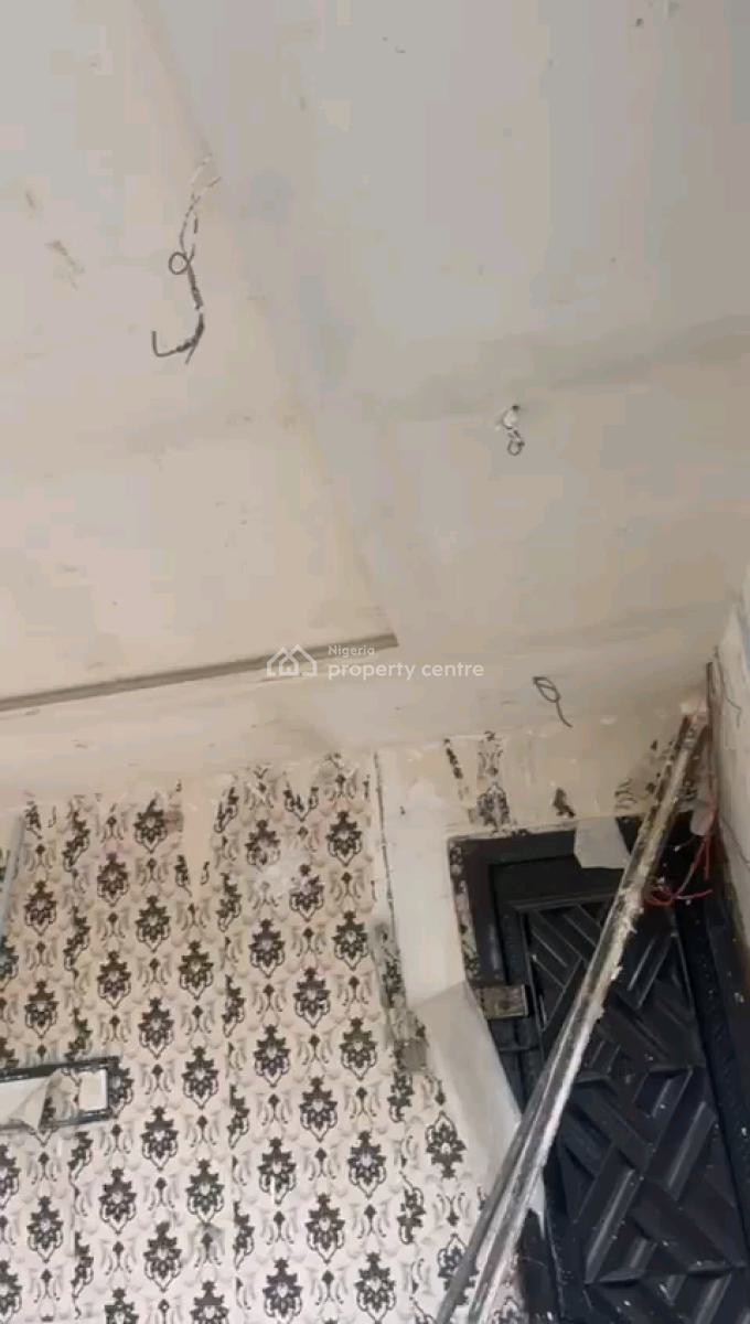 Newly Renovated Shop, Onipanu, Shomolu, Lagos, Shop for Rent