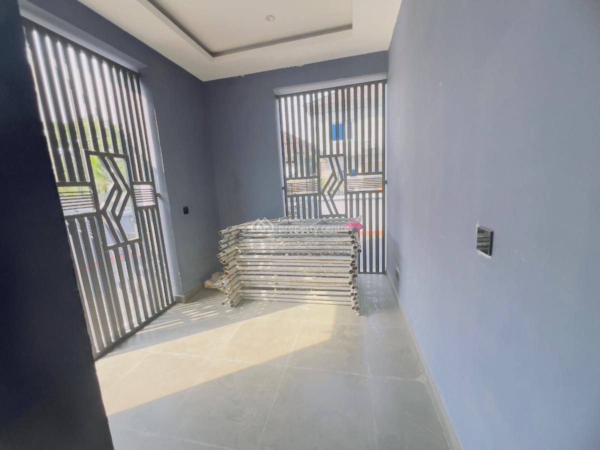 1 Bedroom Bq, Royal Gardens, Lekki, Lagos, Mini Flat (room and Parlour) for Rent
