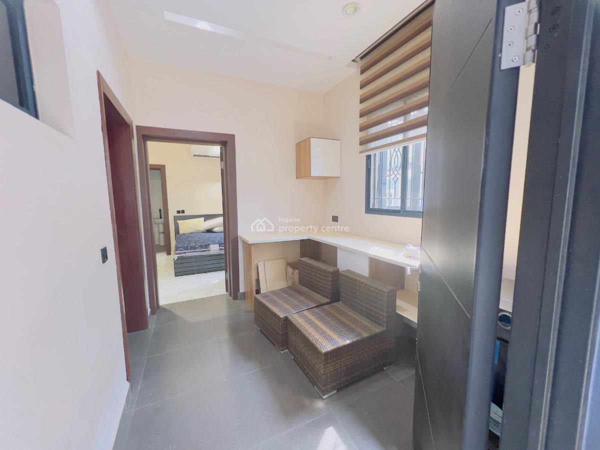 1 Bedroom Bq, Royal Gardens, Lekki, Lagos, Mini Flat (room and Parlour) for Rent