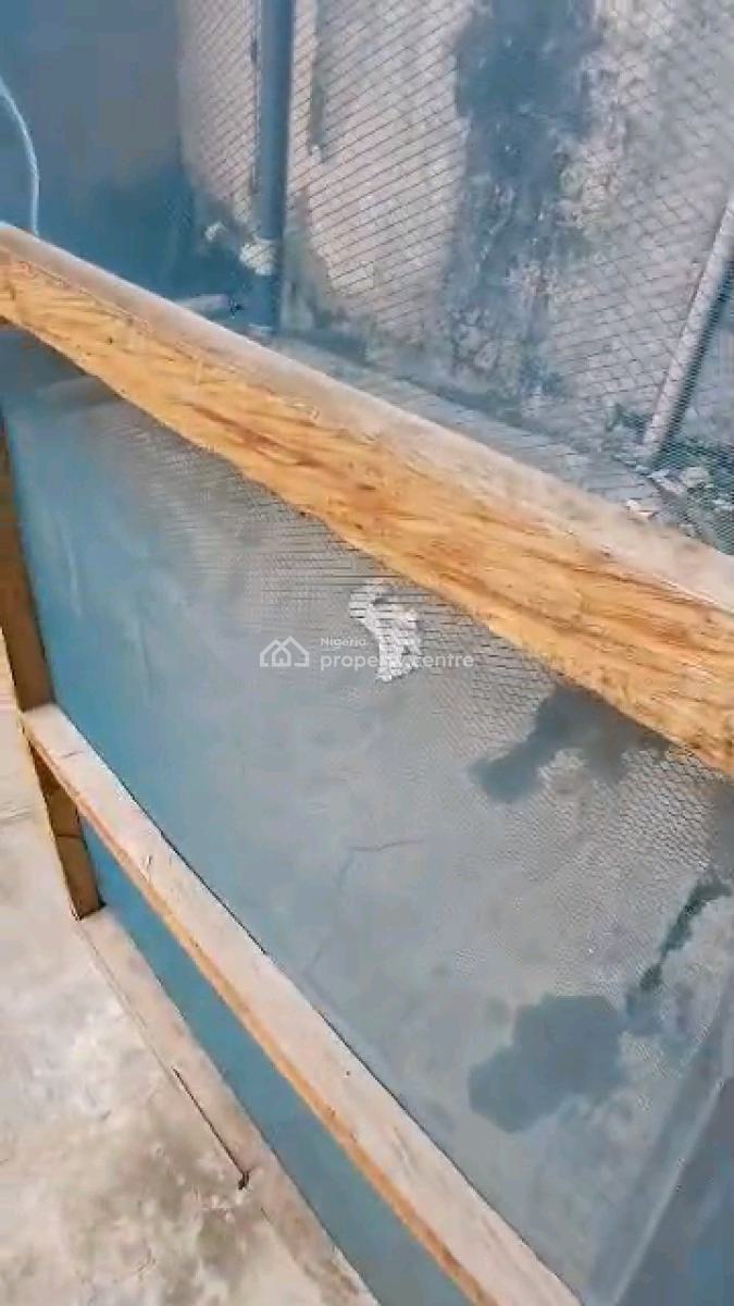 a Decent 2-bedroom with 2toilet and 2bt, Ogudu, Lagos, Flat / Apartment for Rent